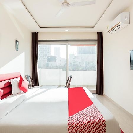 Oyo 65118 Hotel Vatika Gurgaon Luaran gambar